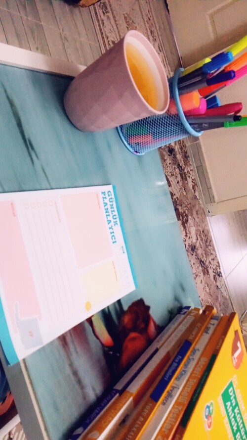 Günün Sorusu 🍬🍬

Zıt Anlamm
Yaşlı=?
Büyük=?
Uzun=?