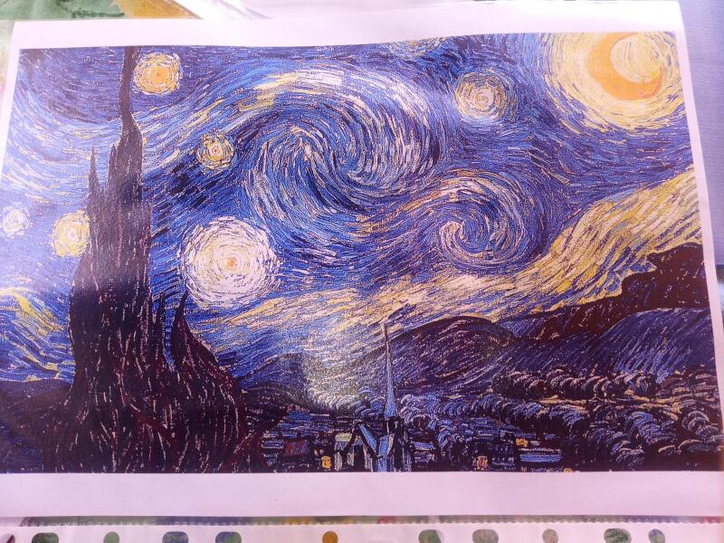 Arkadaşlar eşitlik ve benzerlik ile ilgili sanat eserleri analizi projeme resim çıkarttım ne yazmalıyım